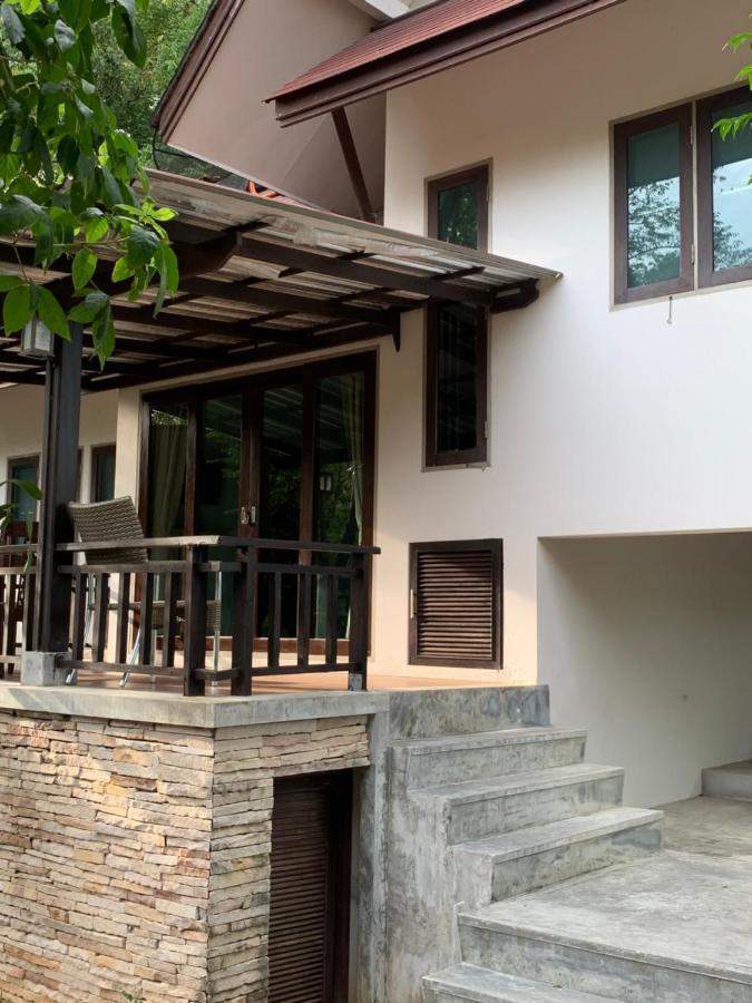 บ้านธานี Choeng Mon Eksteriør billede